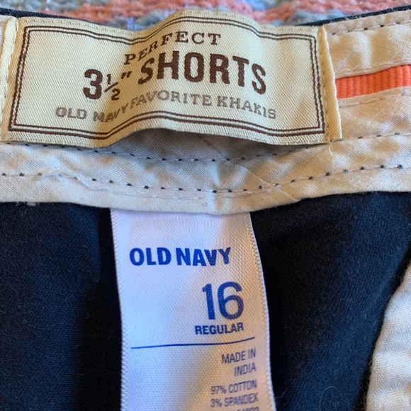 Old navy Blue shorts - Picture 4 of 6